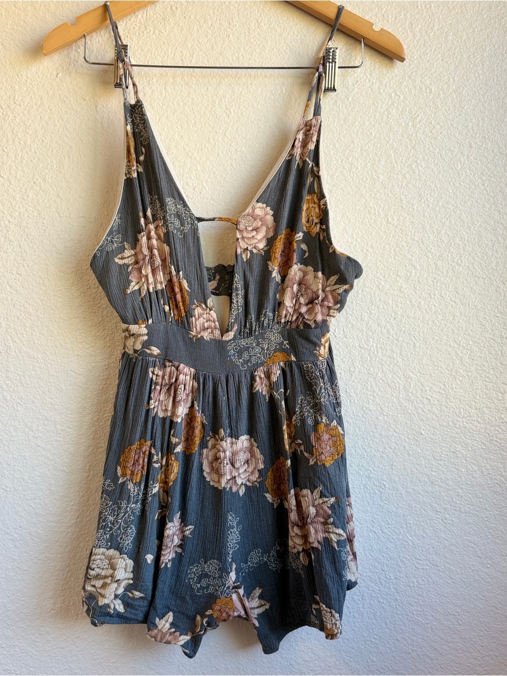 Boho Flowy Floral Plunging Keyhole V-Neck Romper